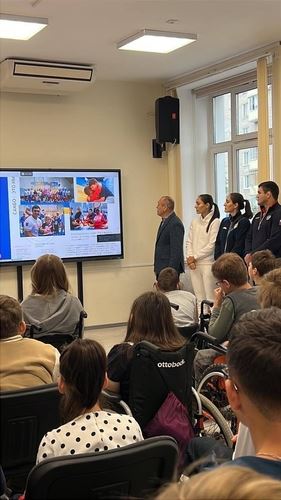 Дмитрий Трошкин: "Важно прививать детям полезные спортивные привычки и разъяснять родителям, как эффективно интегрировать ребенка в физическую активность"