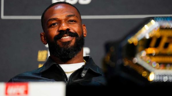 Джон Джонс готов лично извиниться перед Даной Уайтом, чтобы попасть на турнир в Белом доме