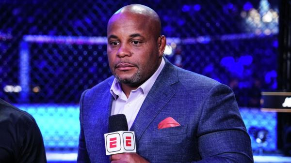 Даниэль Кормье назвал самого трудного соперника для Ислама Махачева