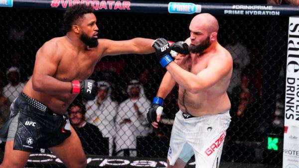 UFC Катар: Шамиль Газиев досрочно проиграл Вальдо Кортесу-Акосте