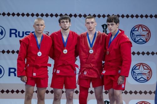 РЕЗУЛЬТАТЫ ВТОРОГО ДНЯ МЕЖДУНАРОДНОГО ТУРНИРА ПО САМБО СРЕДИ ЮНОШЕЙ И ЮНИОРОВ