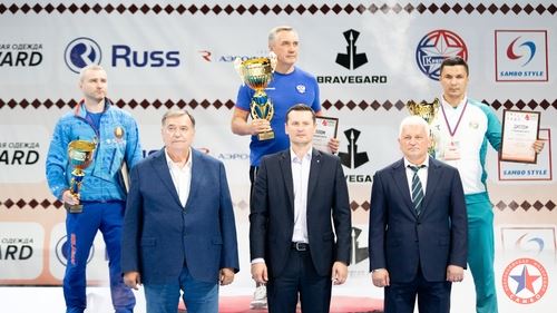 РЕЗУЛЬТАТЫ ПЕРВОГО ДНЯ МЕЖДУНАРОДНОГО ТУРНИРА ПО САМБО СРЕДИ ЮНОШЕЙ И ЮНИОРОВ