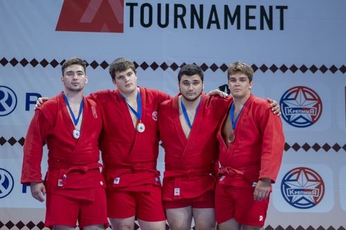 РЕЗУЛЬТАТЫ ВТОРОГО ДНЯ МЕЖДУНАРОДНОГО ТУРНИРА ПО САМБО СРЕДИ ЮНОШЕЙ И ЮНИОРОВ