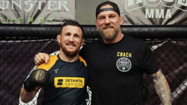 Тренер Двалишвили: У Мераба есть еще три-четыре боя в легчайшем весе