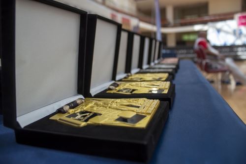 ПЕРВЫЙ КОМАНДНЫЙ КУБОК БРАТЬЕВ КЛЕЦКОВЫХ