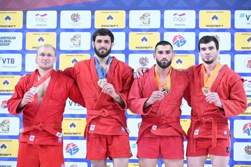 РЕЗУЛЬТАТЫ ПЕРВОГО ДНЯ КУБКА МИРА ПО САМБО