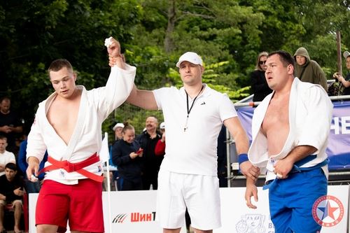 В КАЛИНИНГРАДСКОЙ ОБЛАСТИ ПРОШЁЛ ЮБИЛЕЙНЫЙ ЧЕМПИОНАТ РОССИИ ПО ПЛЯЖНОМУ САМБО